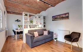 Bonnie - Clyde - Marvin Apartments By Mamo Florence