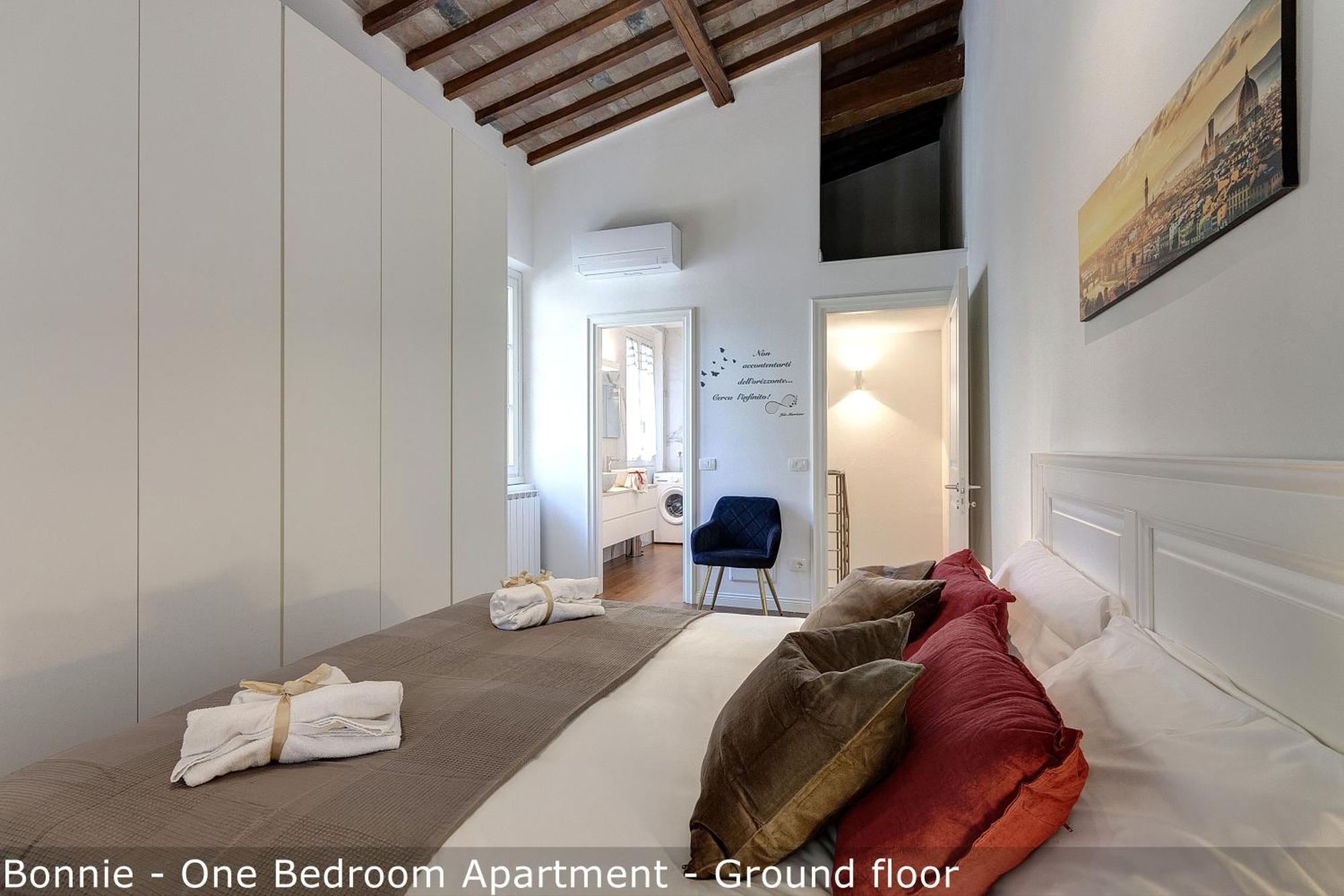 Bonnie - Clyde - Marvin Apartments By Mamo Florenz Exterior foto
